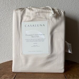 NWT Queen 600 Thread Count Sateen Sheet Set Natural - Casaluna